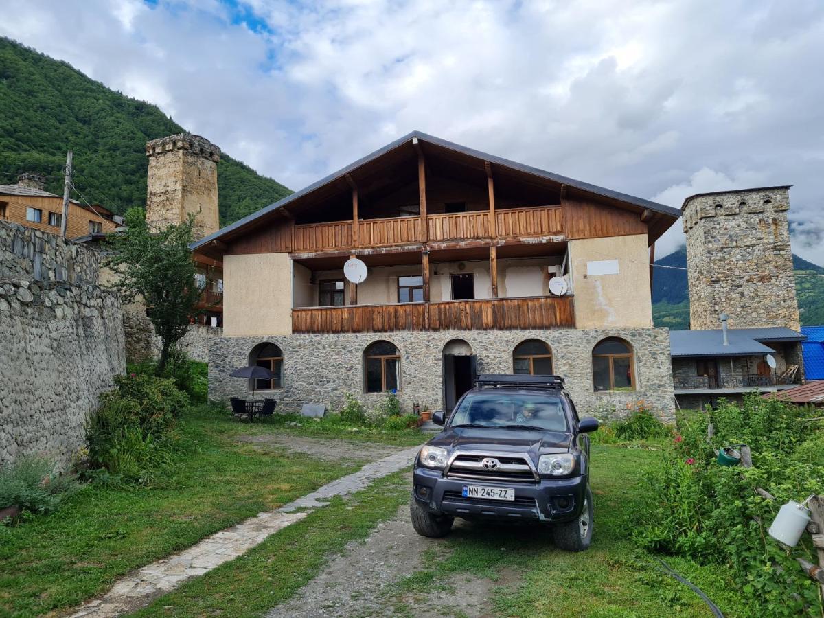 Guest House Goshtela Местия Екстериор снимка