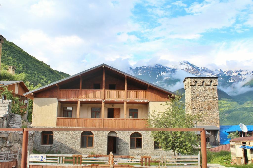Guest House Goshtela Местия Стая снимка