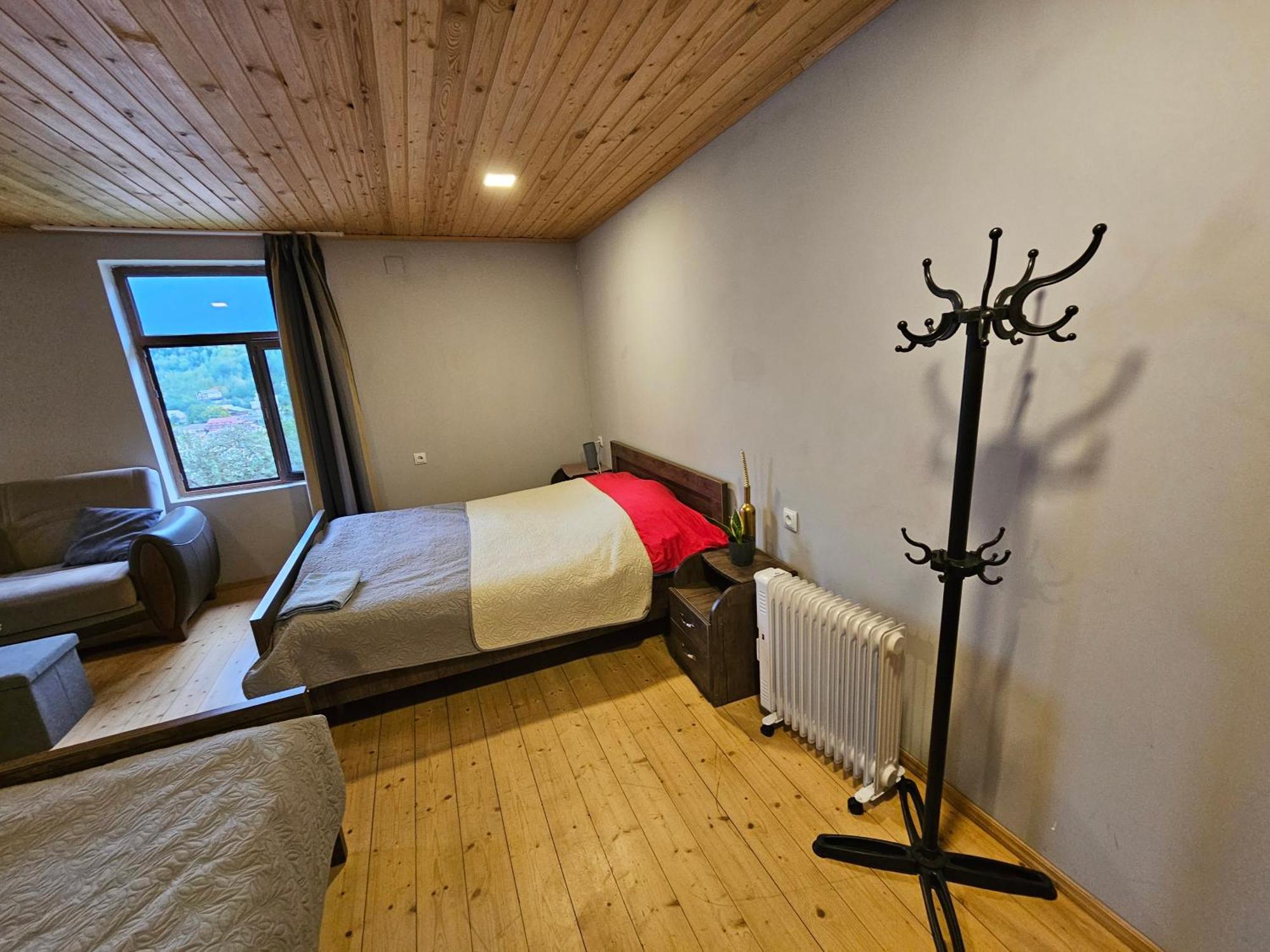 Guest House Goshtela Местия Екстериор снимка